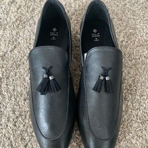 Men’s dress shoes